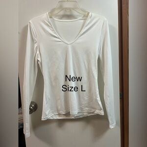 White V-Neck Long Sleeve Top